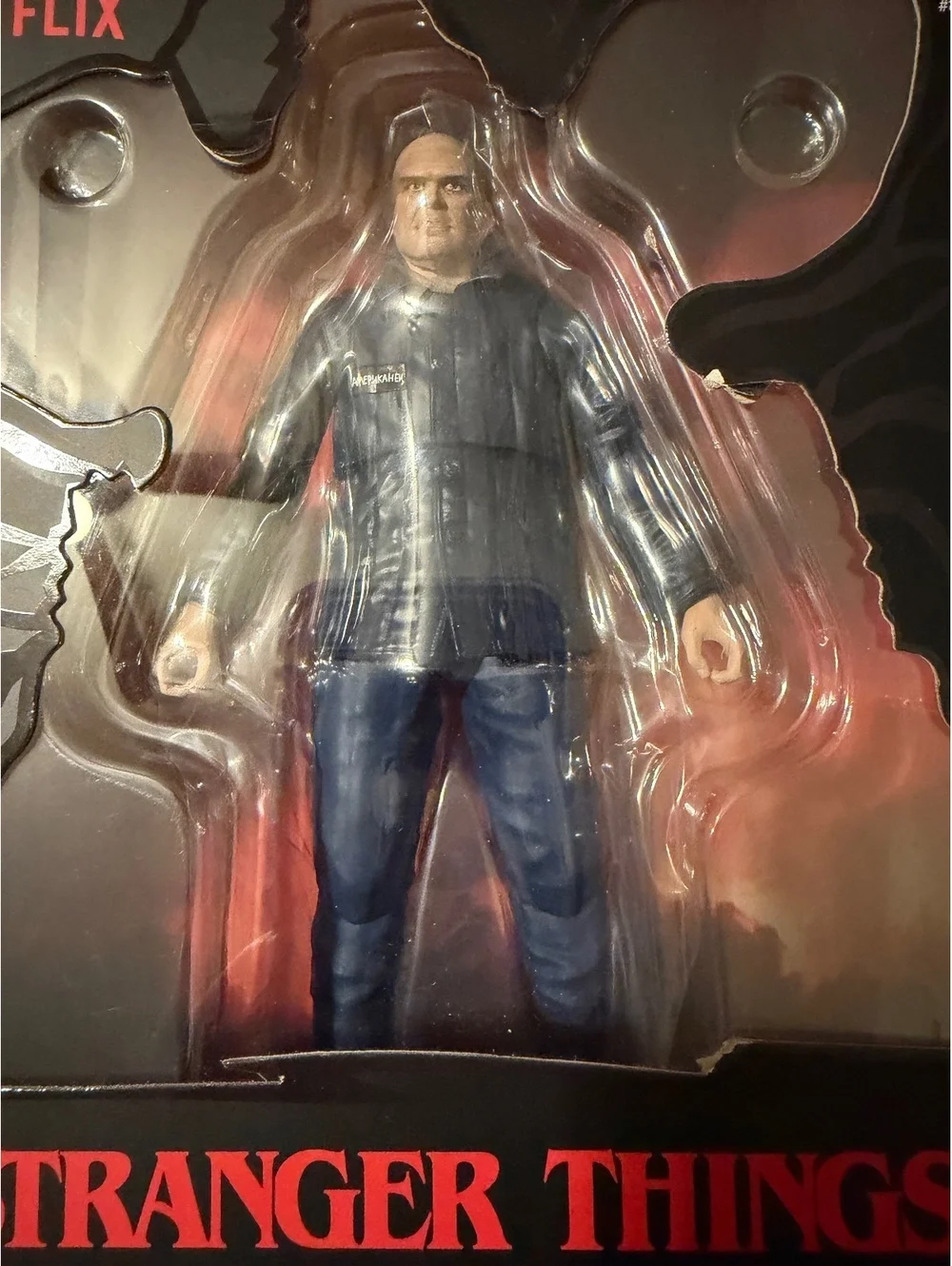Bandai Netflix Stranger Things The Void Series HOPPER 6